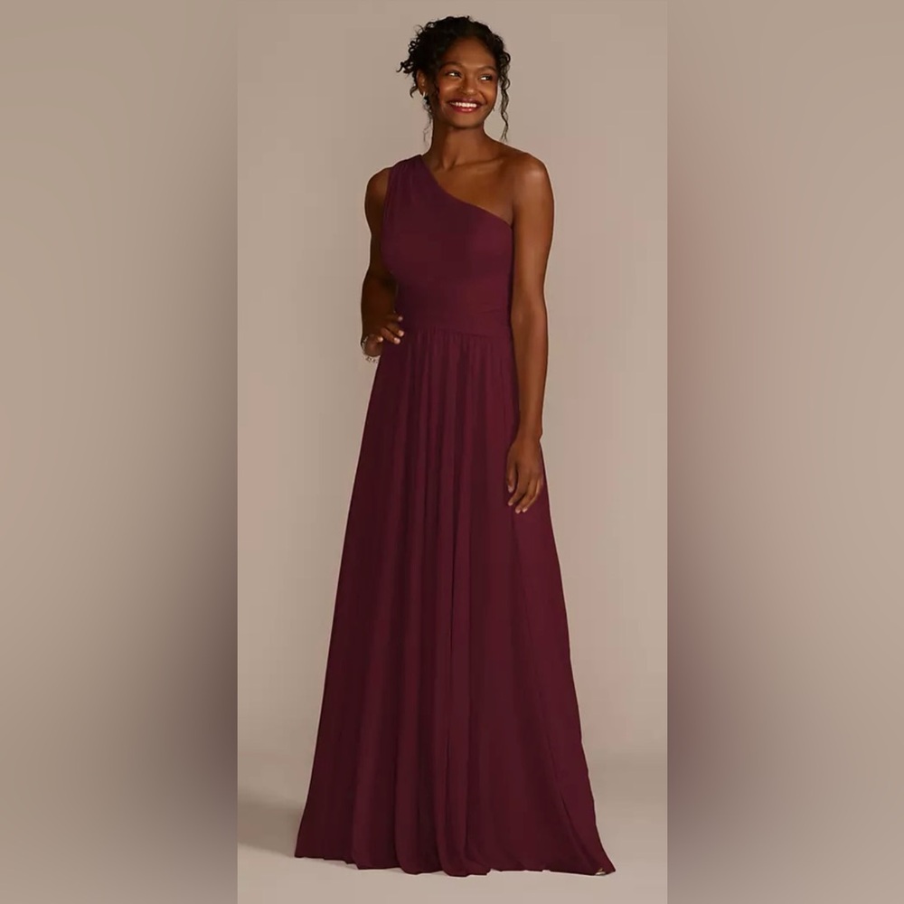 David’s Bridal Long Mesh Elegant One-Shoulder Burgundy Wine Dress Full Skirt